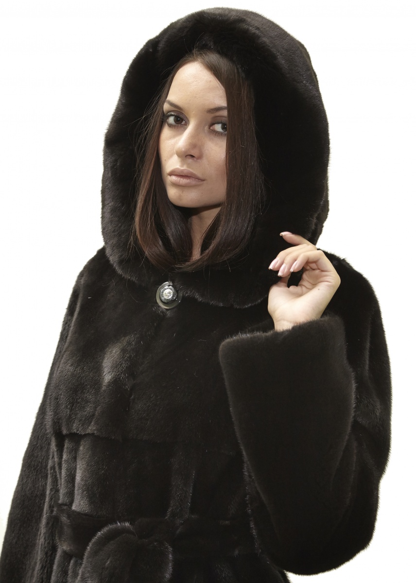 полушубок-пальто под пояс черный из норки блэклама (blackglama) с капюшоном - 01058 от интернет-магазина «Династия»