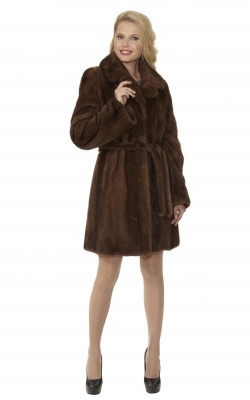 полушубок-пальто из норки под пояс цвета орех - 01117 от интернет-магазина «Dynasty» 