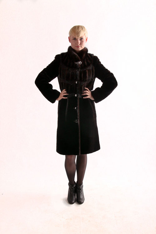 шуба из мутона, цвет чёрный - 840519 от интернет-магазина «Династия»
