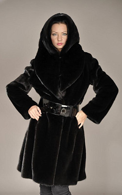 шуба из норки, цвет чёрный - 820119 от интернет-магазина «Dynasty» 